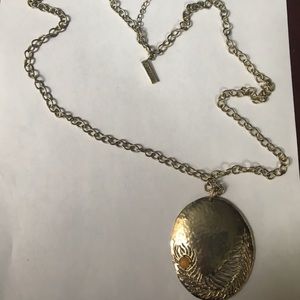 Kendra Scott Peacock Feather long necklace