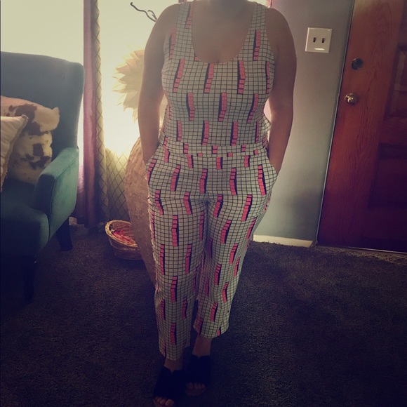 Backless romper - Picture 1 of 4