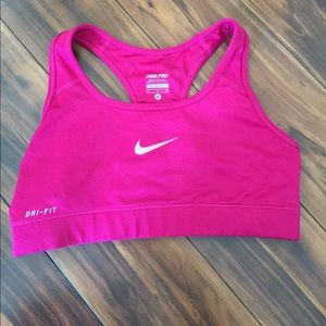 Nike pro dri-fit sports bra- Dark magenta