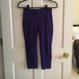 Purple cropped athleta leggings