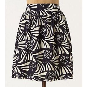 ANTHROPOLOGIE 🐬 Knee Length Skirt Sz XS