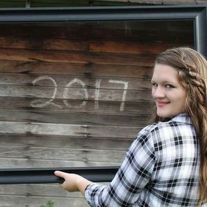 Meet your Posher, Dana