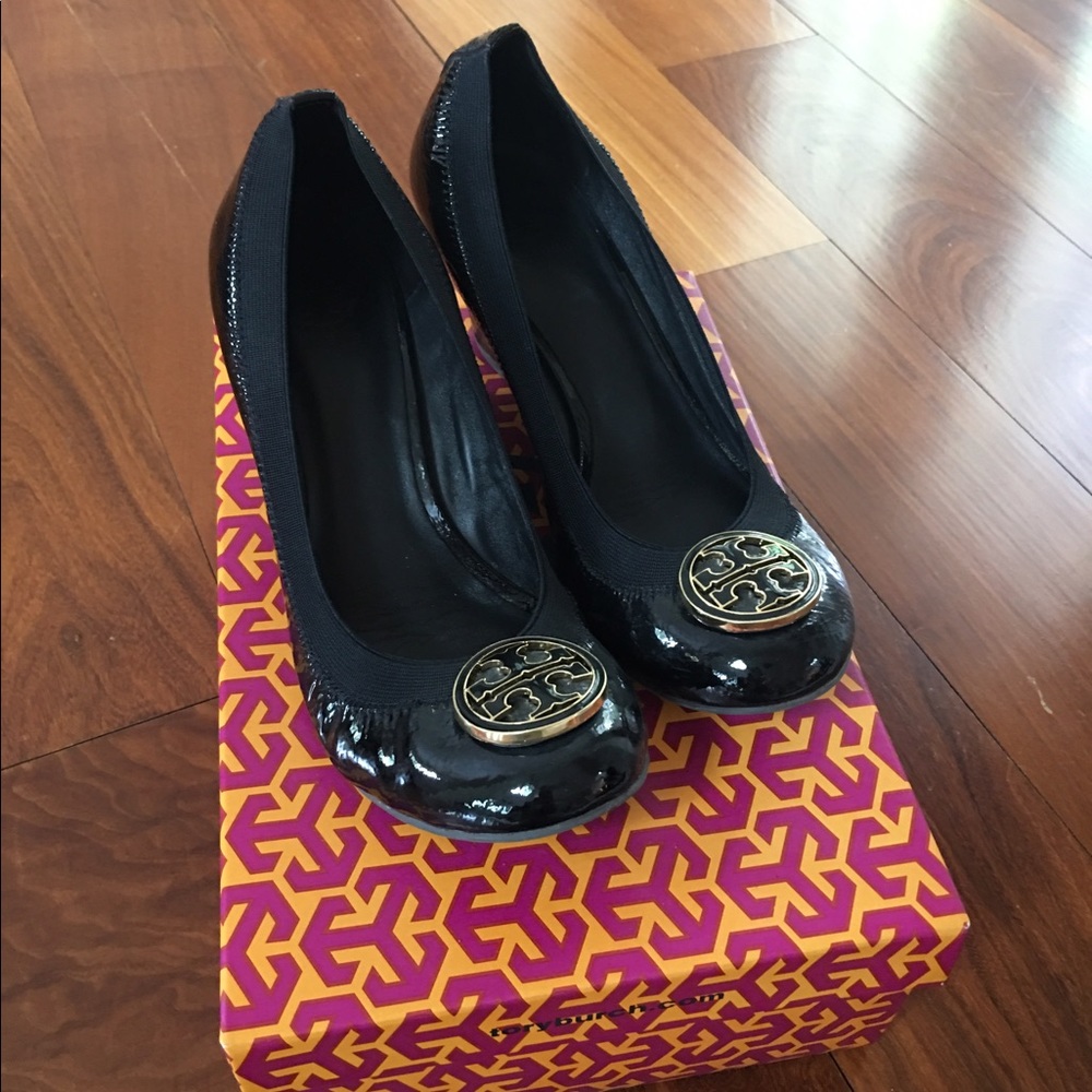 Tory Burch black wedge.  Caroline 65mm. Size 7.5.