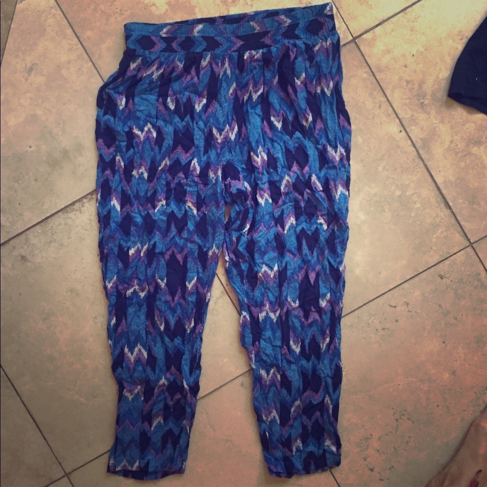 Capri pants by H&M