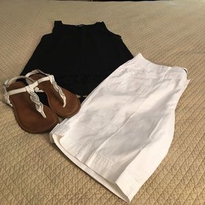 White Shorts By Gloria Vanderbilt