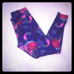 Lularoe peacock leggings 😁