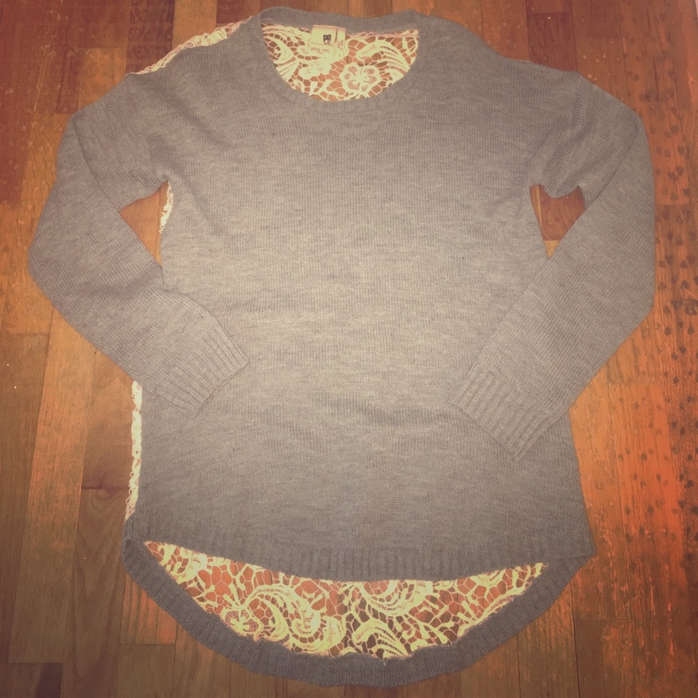 Grey Sweater with Crochet Back 💕