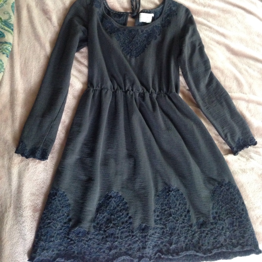Saturday Sunday dress size small