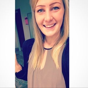 Meet your Posher, Ally