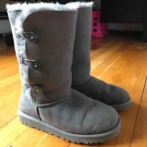 Authentic Grey mid-calf Ugg boots