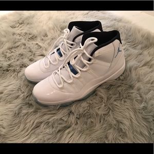 Air Jordan 11 Retro "Legend Blue" Columbia