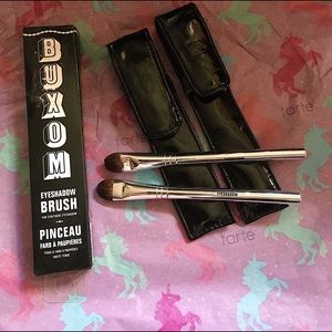 Buxom Eyeshadow Brushes