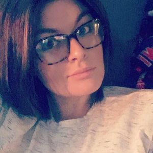 Meet your Posher, Melanie