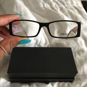 Prada frames