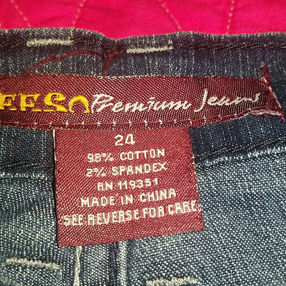 Womens pluse size jeans - Picture 4 of 4