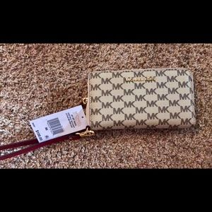 Michael Kors Neutral/Cherry Phone Wristlet Wallet