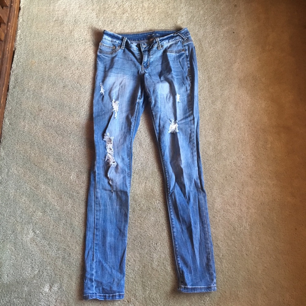 Maurice's ripped light jeans