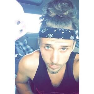 Meet your Posher, Nathan