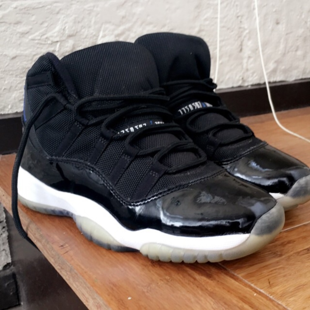 Air Jordan 11 Space Jams