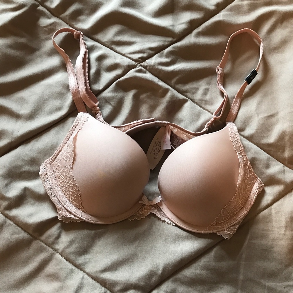 Victoria's Secret Dream Angels push up bra 32B