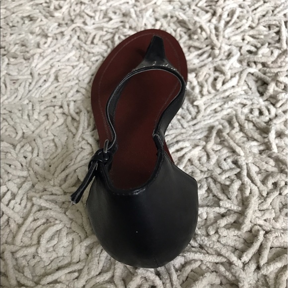 Sandals - Picture 2 of 3