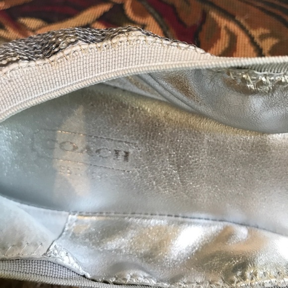 💥🎈REDUCED 💥🎈COACH SILVER FLATS WITH SEQUINS - Picture 5 of 7