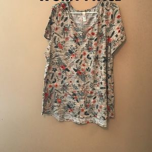 Lularoe classic tee