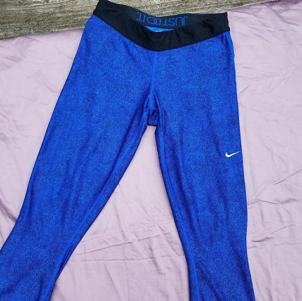 NIKE leggings