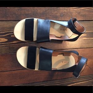 KDB black sandals