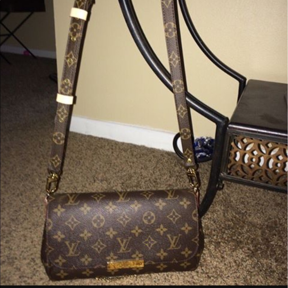 ISO THIS BAG AND STRAP COMBO! TRADE ONLY