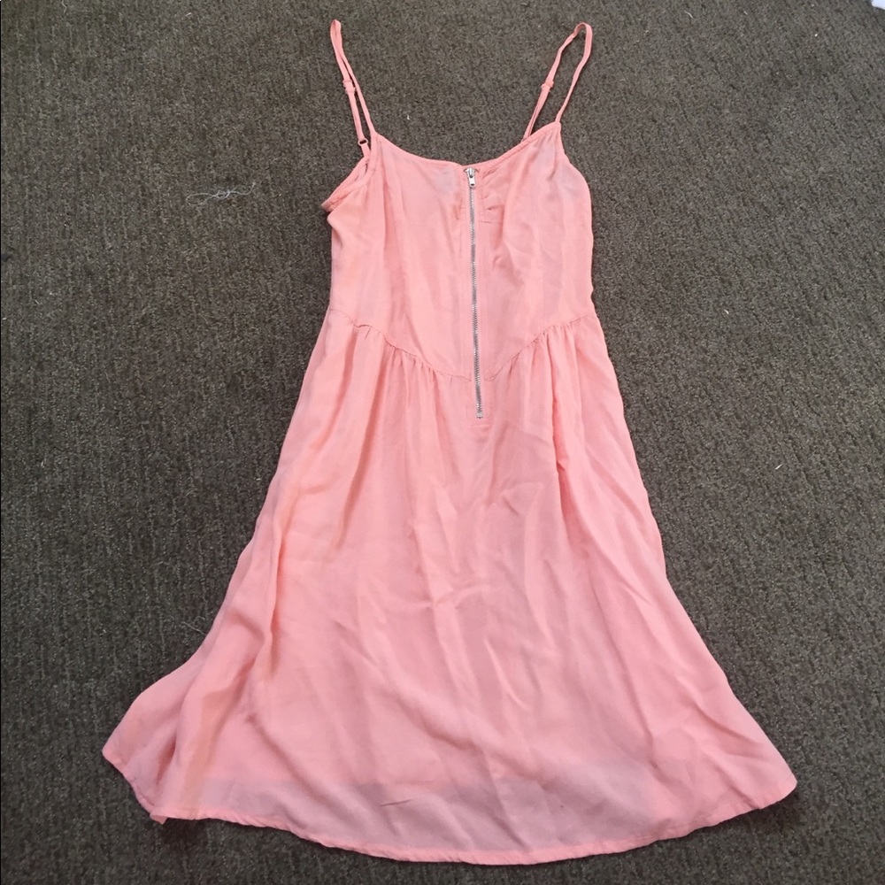Peach summer dress with front zipper 4