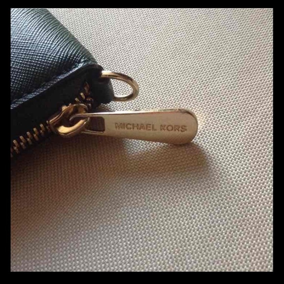 Michael Kors - Picture 4 of 4