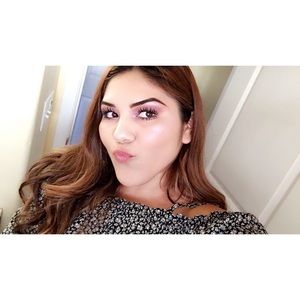 Meet your Posher, Arcelia