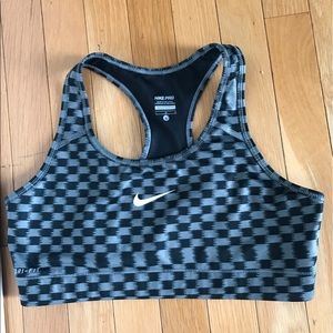 Nike Pro sports bra size large