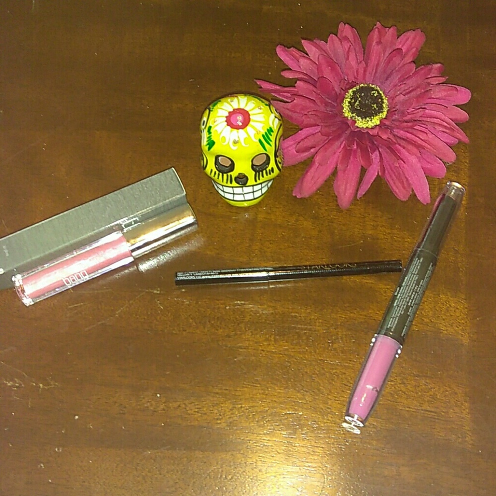 **SOLD**Brand New Lip Bundle