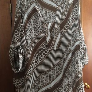 Roamans Geometric Brown and white pullover.