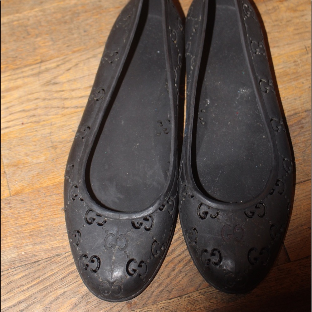 Gucci jelly flats