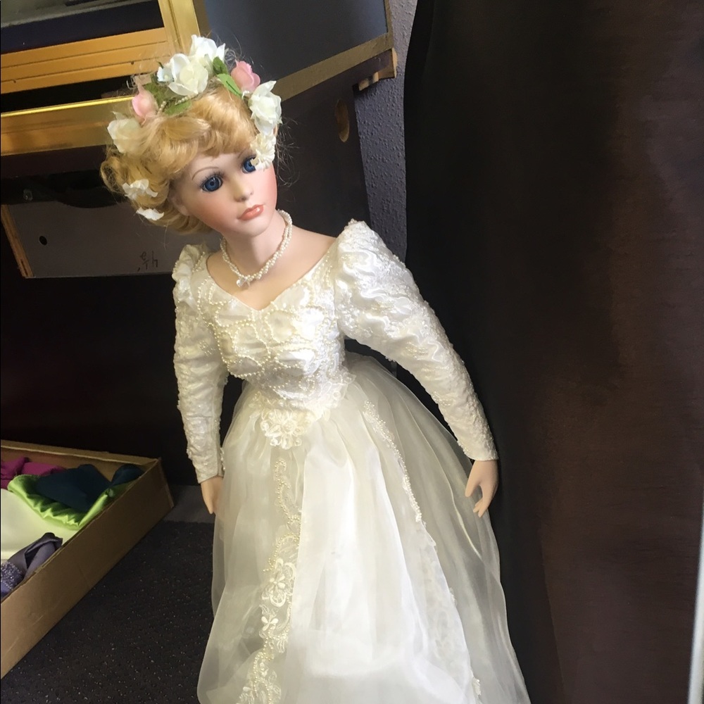 Porcelain Limited edition doll.