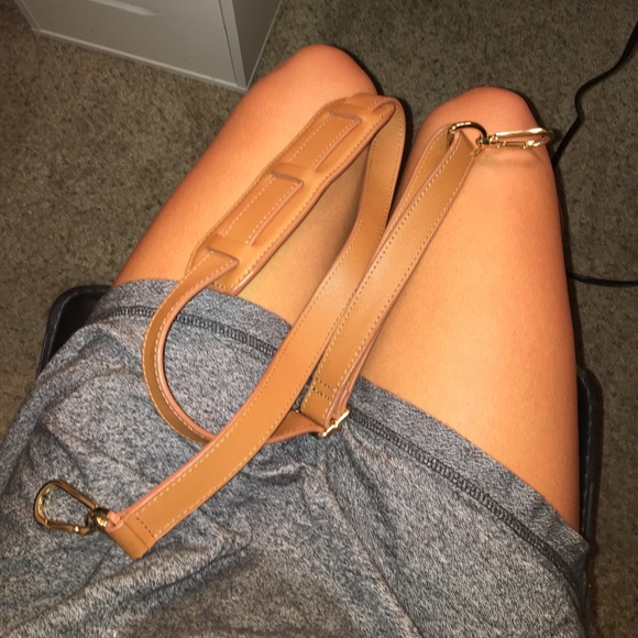 Tory Burch large double zip Robinson Luggage Tote - Picture 8 of 8