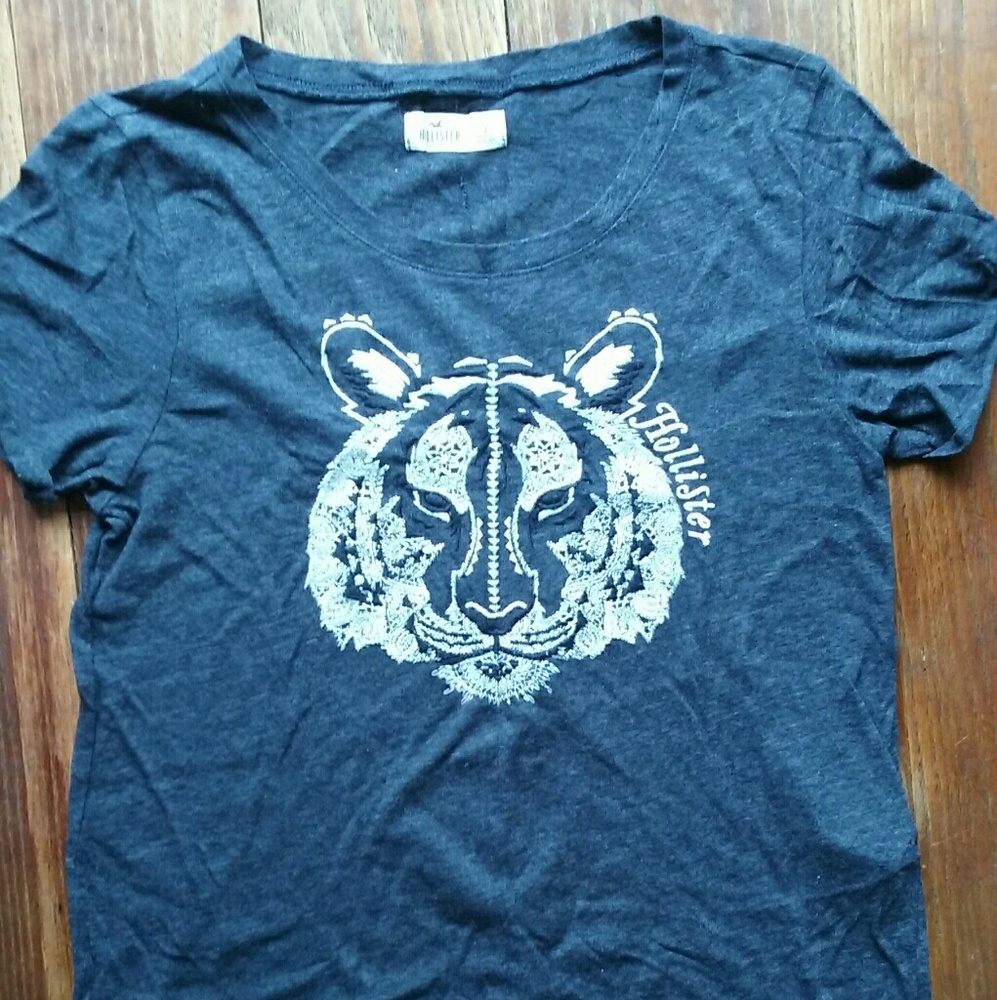 Hollister tiger pattern shirt