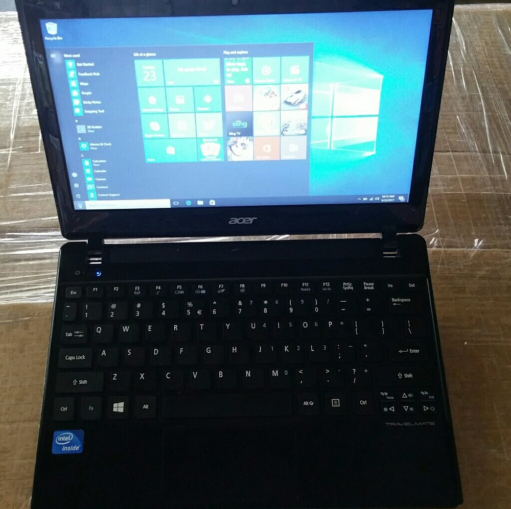 Laptop acer travelmate B113