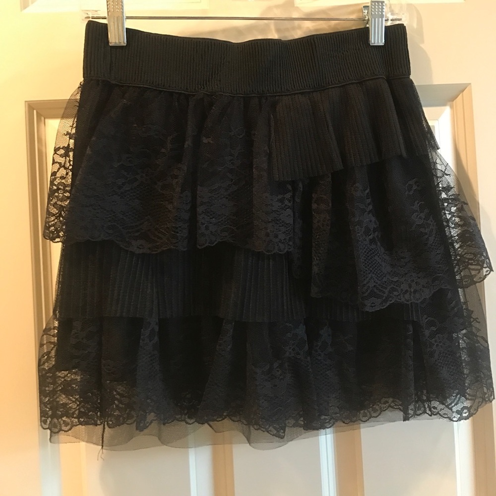 Black ruffle lace skirt