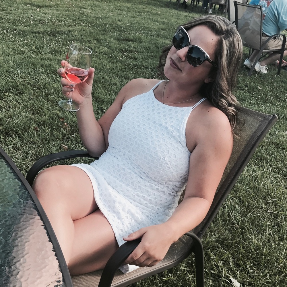 Meet your Posher, Leslie