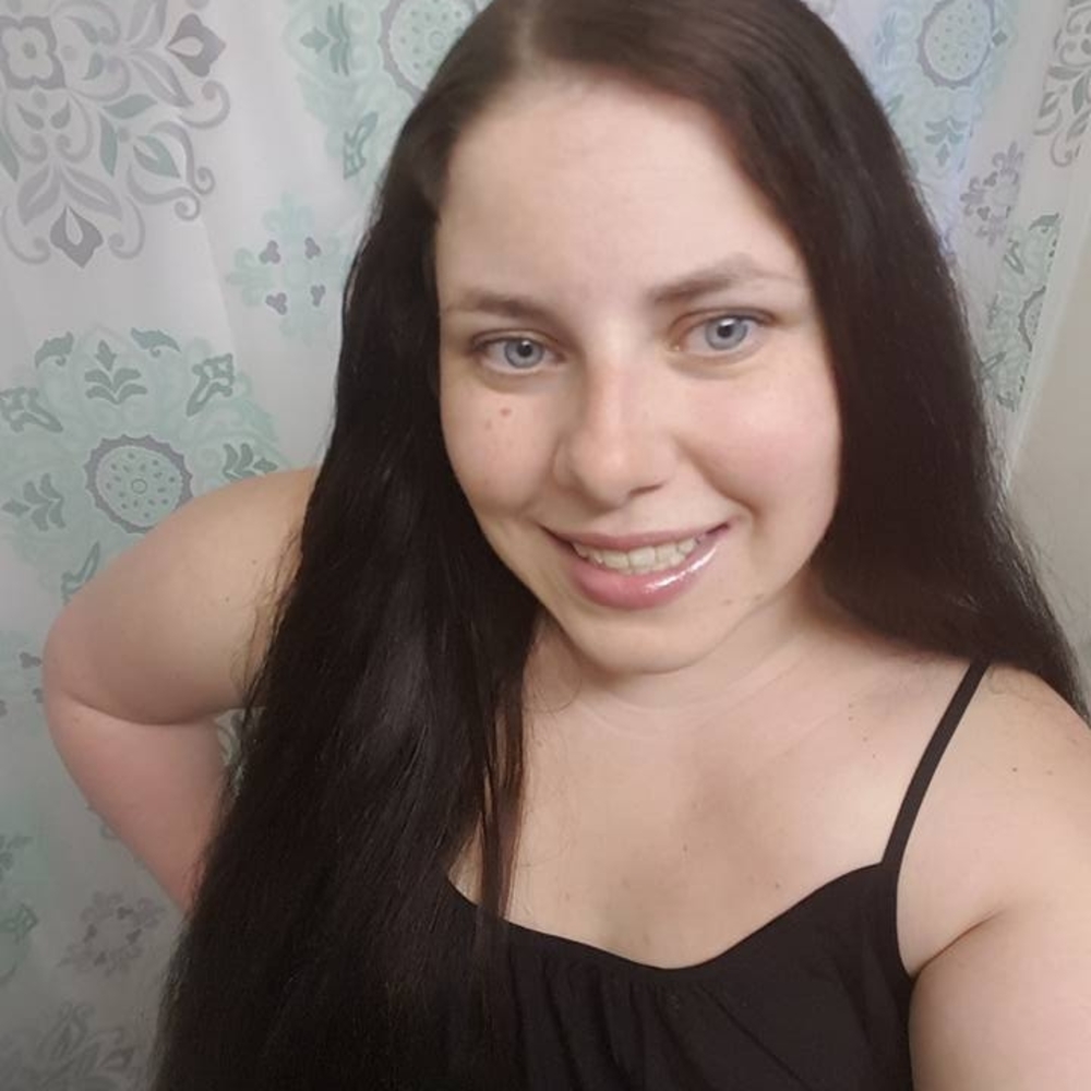 Meet your Posher, Jade