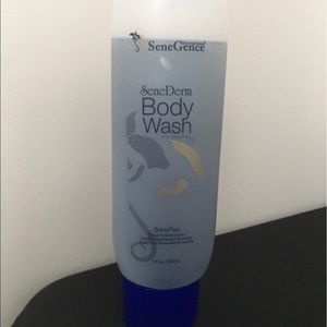 SeneGence body wash---- FLASH SALE-- NEW ☀️☀️☀️