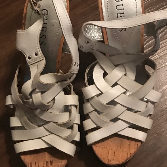 Guess white wedge sandals - Picture 2 of 4