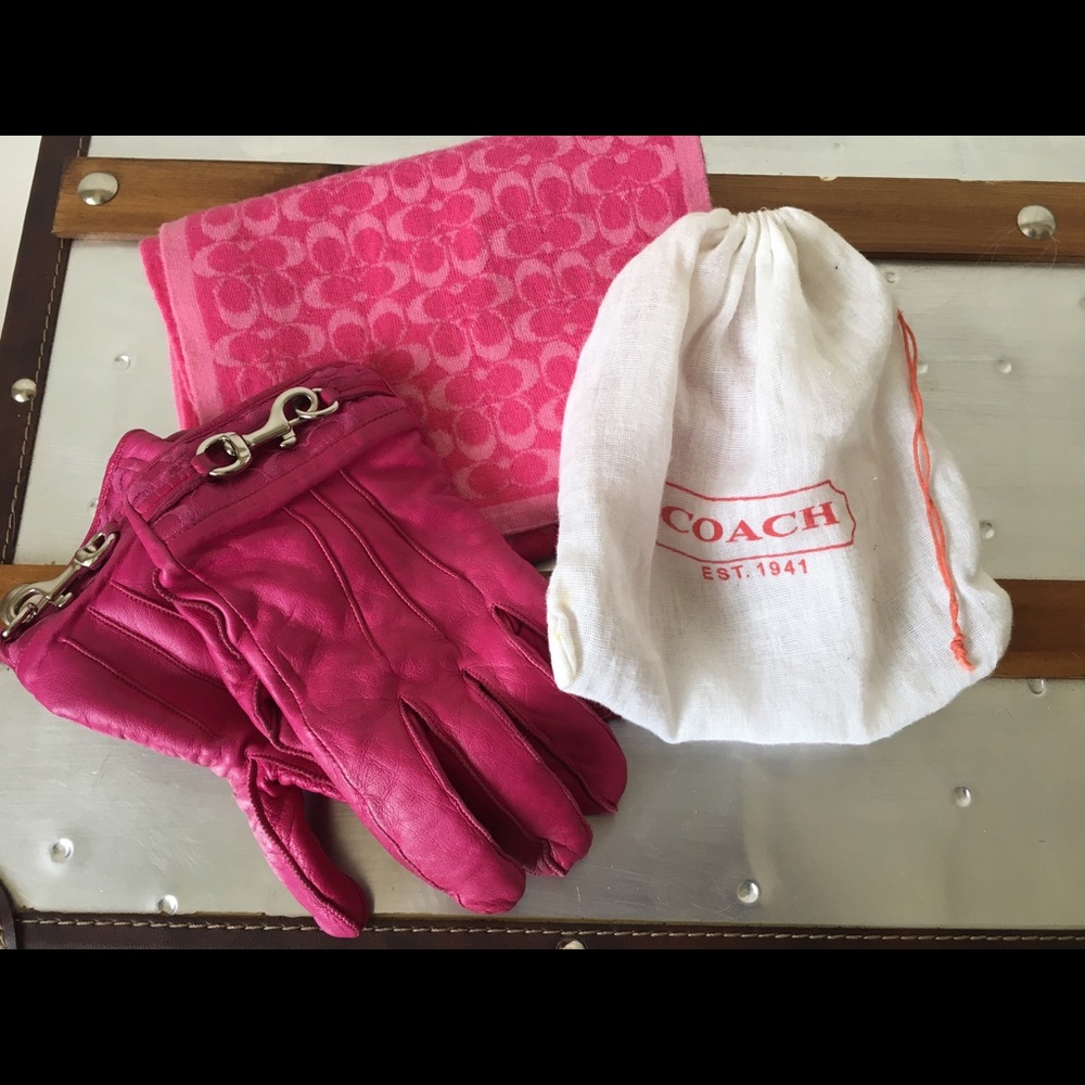 Fucsia pink Coach leather gloves and scarf set
