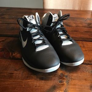 Nike Air Visi Pro 6 Women's size 9