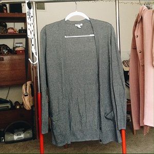Cozy long gray Old Navy cardigan
