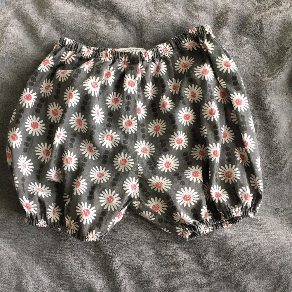Baby girl short size 18 months